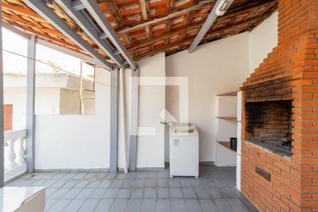 Casa à venda com 180m², 3 quartos e 3 vagas Churrasqueira