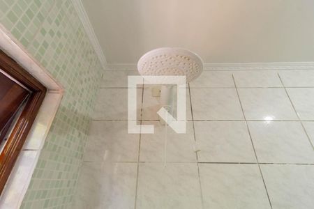 Casa à venda com 180m², 3 quartos e 3 vagasBanheiro 