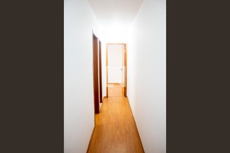 Corredor de casa para alugar com 3 quartos, 108m² em Vila Pedra Branca, São Paulo