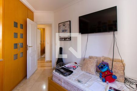 Apartamento à venda com 303m², 4 quartos e 4 vagas Apartamento à venda com 303m², 4 quartos e 4 vagasQuarto 01