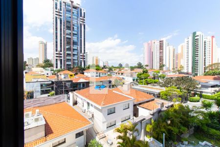 Apartamento à venda com 303m², 4 quartos e 4 vagas Apartamento à venda com 303m², 4 quartos e 4 vagasVista do Quarto 01
