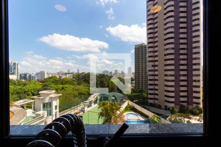 Apartamento à venda com 303m², 4 quartos e 4 vagas Apartamento à venda com 303m², 4 quartos e 4 vagasVista da Cozinha