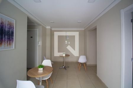 Apartamento para alugar com 38m², 2 quartos e sem vagaÁrea comum - Salão de festas