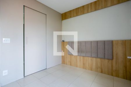 Casa de condomínio à venda com 200m², 3 quartos e 3 vagasSuíte 1