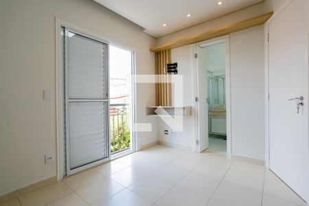 Casa de condomínio à venda com 200m², 3 quartos e 3 vagasSuíte 1