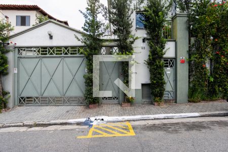 Casa de condomínio à venda com 200m², 3 quartos e 3 vagasFachada do condomínio