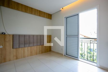 Casa de condomínio à venda com 200m², 3 quartos e 3 vagasSuíte 1