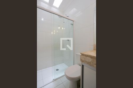 Casa de condomínio à venda com 200m², 3 quartos e 3 vagasBanheiro da Suíte 2