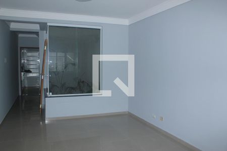 Sala de casa à venda com 3 quartos, 106m² em Vila Romano, São Paulo