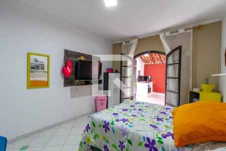 Casa à venda com 270m², 5 quartos e 3 vagas Casa à venda com 270m², 5 quartos e 3 vagasQuarto 4