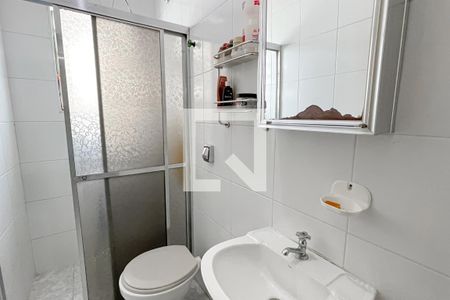 Casa à venda com 370m², 6 quartos e 4 vagasedicula banheiro