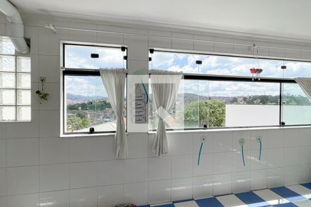 Casa à venda com 370m², 6 quartos e 4 vagasÁrea de Serviço