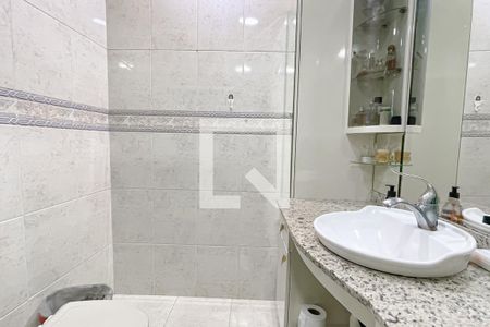 Casa à venda com 370m², 6 quartos e 4 vagassuite1