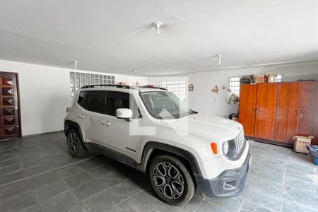 Casa à venda com 370m², 6 quartos e 4 vagasgaragem