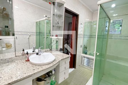 Casa à venda com 370m², 6 quartos e 4 vagassuite1