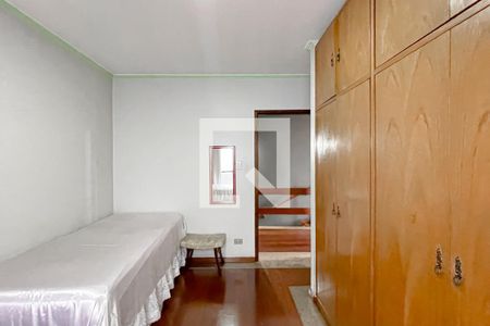 Casa à venda com 370m², 6 quartos e 4 vagasquarto2