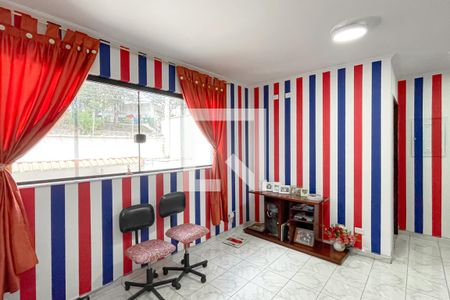 Casa à venda com 370m², 6 quartos e 4 vagassuite3