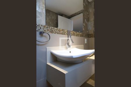 Apartamento à venda com 430m², 4 quartos e 3 vagas Apartamento à venda com 430m², 4 quartos e 3 vagasLavabo