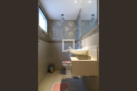 Apartamento à venda com 430m², 4 quartos e 3 vagas Apartamento à venda com 430m², 4 quartos e 3 vagasLavabo