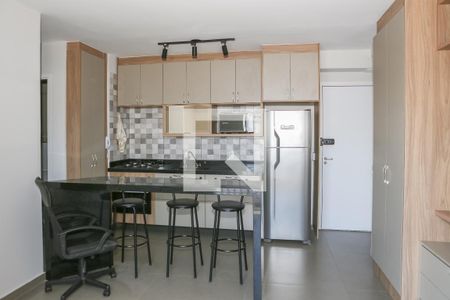 Sala/Cozinha de apartamento para alugar com 2 quartos, 47m² em Vila Pompéia, São Paulo