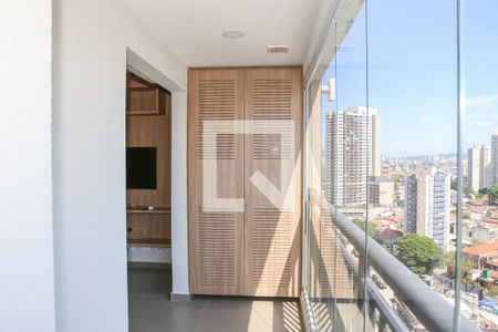 Sacada da Sala/Cozinha de apartamento para alugar com 2 quartos, 47m² em Vila Pompéia, São Paulo