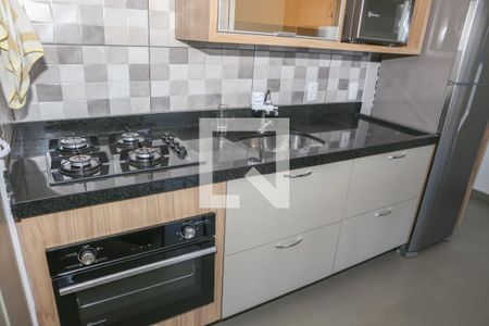 Sala/Cozinha de apartamento para alugar com 2 quartos, 47m² em Vila Pompéia, São Paulo