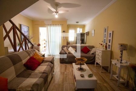 Sala de casa para alugar com 4 quartos, 120m² em Vargem Grande, Rio de Janeiro