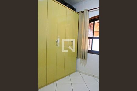 Casa à venda com 180m², 3 quartos e 2 vagasQuarto 2