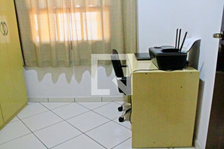 Casa à venda com 180m², 3 quartos e 2 vagasQuarto 2