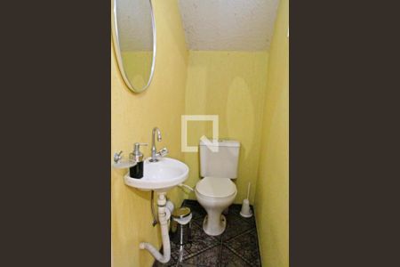 Casa à venda com 180m², 3 quartos e 2 vagasBanheiro