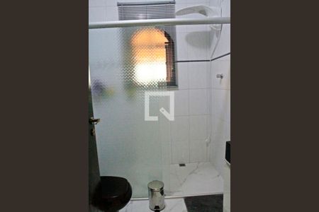 Casa à venda com 180m², 3 quartos e 2 vagasBanheiro 2