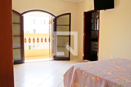 Casa à venda com 180m², 3 quartos e 2 vagas Suíte