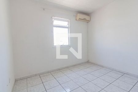 Sala de apartamento para alugar com 2 quartos, 50m² em Barreiros, São José