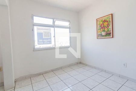 Sala de apartamento para alugar com 2 quartos, 50m² em Barreiros, São José