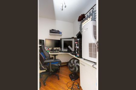 Apartamento à venda com 104m², 3 quartos e 2 vagasEscritório