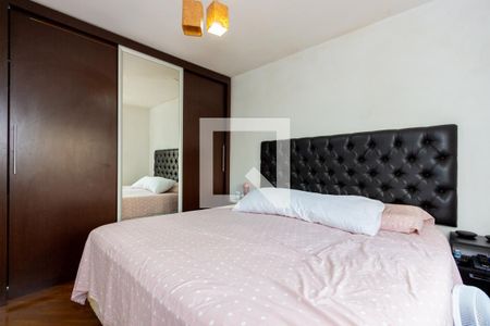 Apartamento à venda com 104m², 3 quartos e 2 vagasQuarto 3 - Suíte 2