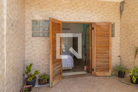 Casa à venda com 210m², 3 quartos e 2 vagasVaranda do Quarto 1