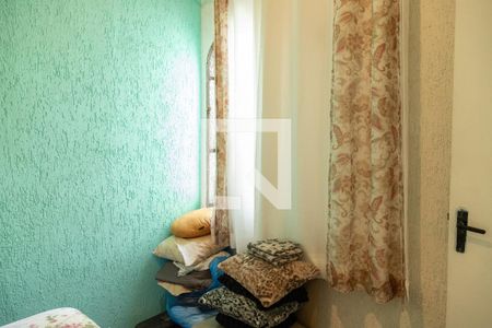 Casa à venda com 210m², 3 quartos e 2 vagasQuarto 2