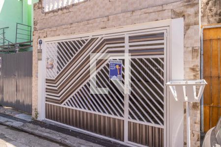 Casa à venda com 210m², 3 quartos e 2 vagasFachada