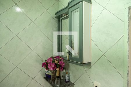 Casa à venda com 210m², 3 quartos e 2 vagasBanheiro