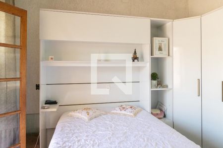 Quarto 1 de casa à venda com 3 quartos, 210m² em Vila Londrina, São Paulo