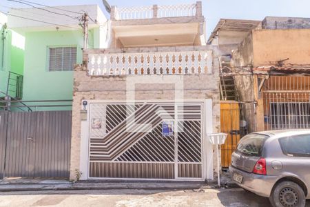 Casa à venda com 210m², 3 quartos e 2 vagasFachada