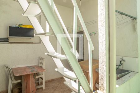 Casa à venda com 210m², 3 quartos e 2 vagasÁrea de serviço
