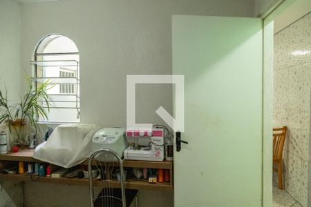 Casa à venda com 210m², 3 quartos e 2 vagasQuarto 3