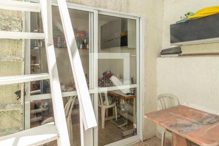 Casa à venda com 210m², 3 quartos e 2 vagasÁrea de serviço
