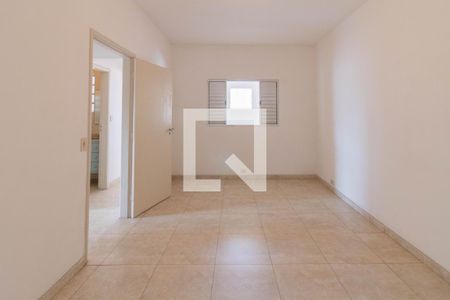 Casa à venda com 294m², 4 quartos e 5 vagas Casa à venda com 294m², 4 quartos e 5 vagasQuarto 4