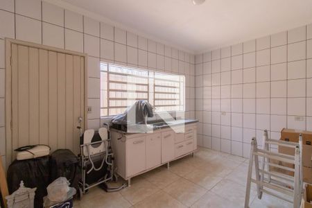 Casa à venda com 294m², 4 quartos e 5 vagas Casa à venda com 294m², 4 quartos e 5 vagasCozinha