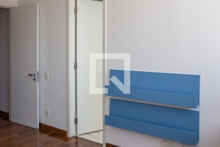 Apartamento à venda com 250m², 3 quartos e 4 vagas Apartamento à venda com 250m², 3 quartos e 4 vagasSuíte 3