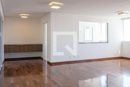 Sala de apartamento à venda com 3 quartos, 250m² em Vila Ipojuca, São Paulo