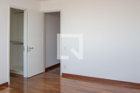 Apartamento à venda com 250m², 3 quartos e 4 vagas Apartamento à venda com 250m², 3 quartos e 4 vagasSuíte 1